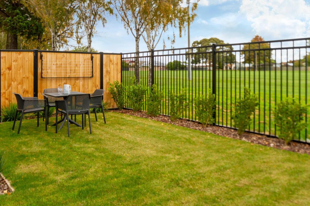 Apartmán Peaceful Park View Townhouse 2 Bed W/Carpark Christchurch Exteriér fotografie